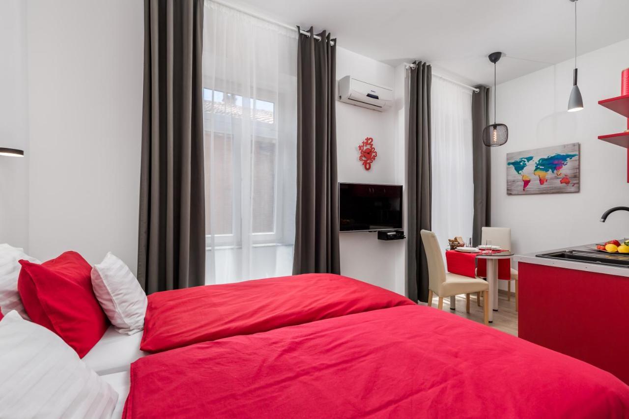 Quiet Center Apartments Rijeka Exterior photo